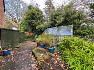 Photo 15- click for photo gallery